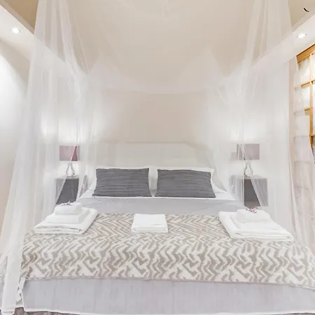 Veneto Comfortable Apartment-3